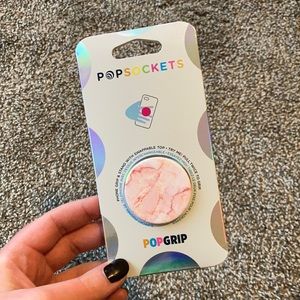 brand new pop socket!!